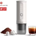 Outin - Draagbare Elektrische Espressomachine | Koffiezet apparaat voor Onderweg | Capsules & Gemalen Koffie | Portable Espresso Machine | Snelle Waterverwarming | 20 bar | Draagbare Koffiemachine | Reis & Camping Koffiezetapparaat | 12 volt